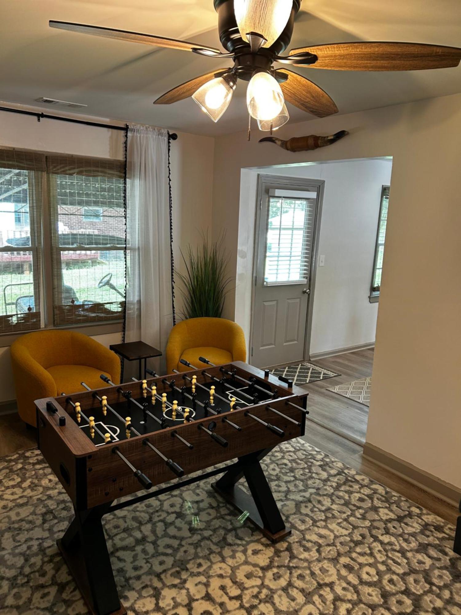 Blue Bungalow W/ Free Golf Cart 1/2 Mi From Square Covington Exterior photo