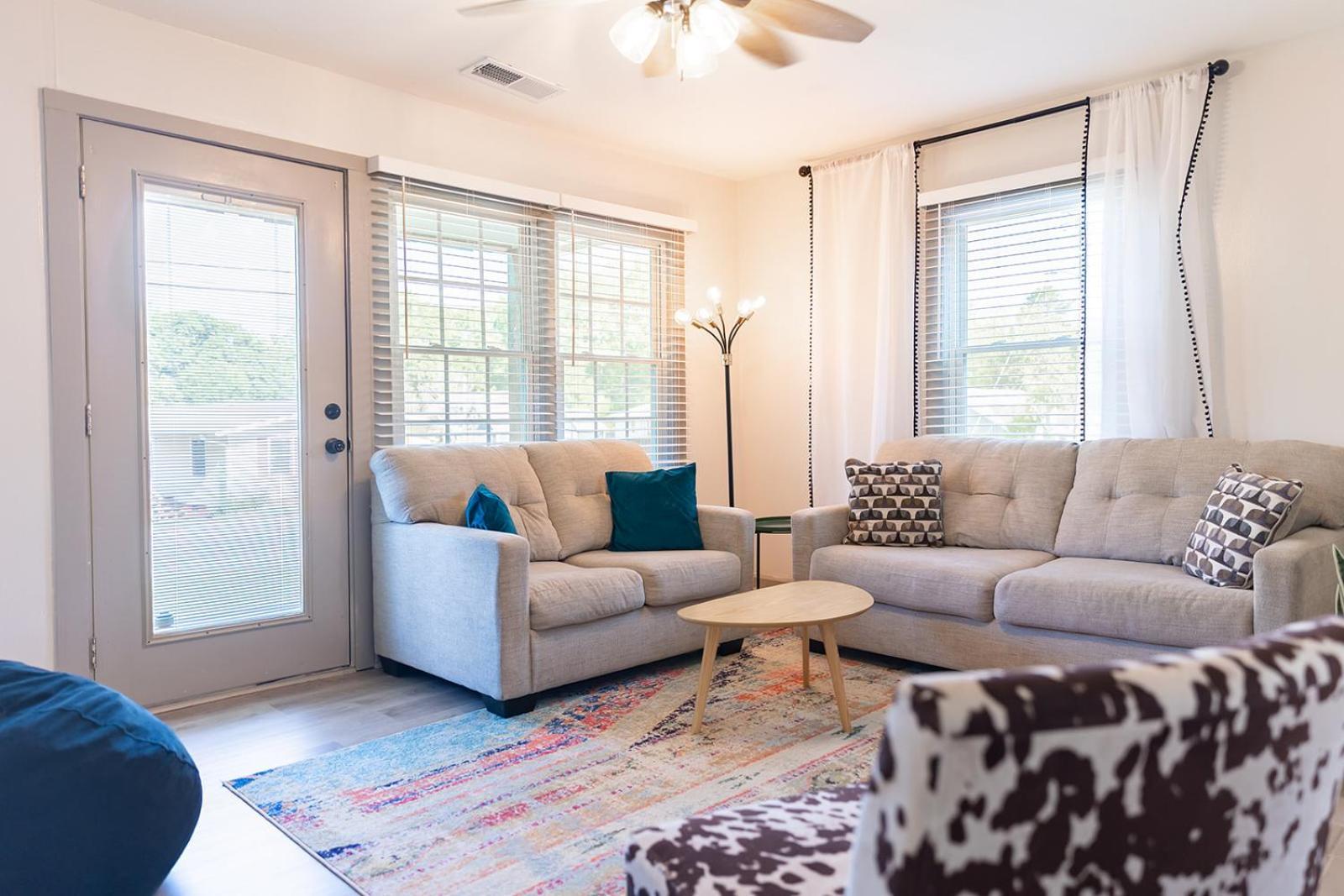 Blue Bungalow W/ Free Golf Cart 1/2 Mi From Square Covington Exterior photo